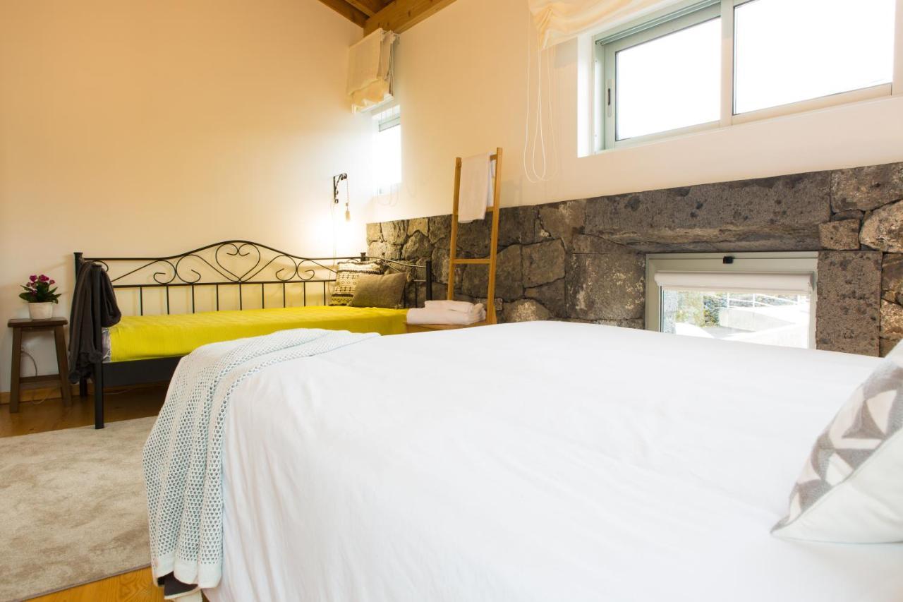Bed and Breakfast Casa Dos Caldeiras Ла́жеш-ду-Пі́ку Екстер'єр фото